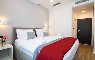 Sky & Sun Luxury Rooms