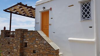 Aigaio Studios Tinos