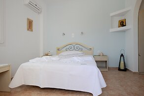 Aigaio Studios Tinos
