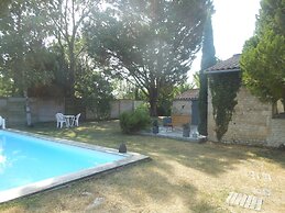 Les Hôtes du Paradis