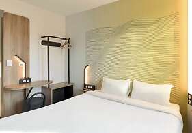 B&B HOTEL Paris Meudon Vélizy
