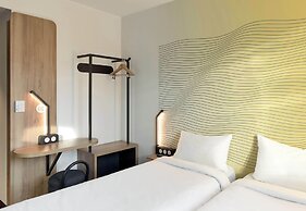 B&B HOTEL Paris Meudon Vélizy