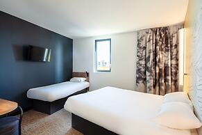 B&B HOTEL Paris Porte de Bagnolet