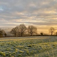 Pencastell Views Pod With Stunning Views