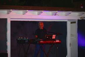 Cala Rosa Club Hotel