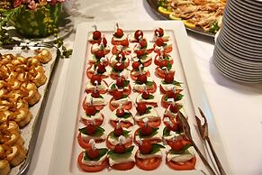 Cala Rosa Club Hotel