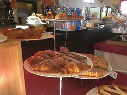 Cala Rosa Club Hotel