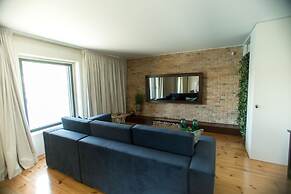 Douro Triplex - Stunning River Views by Porto City Hosts