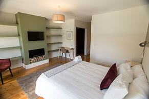 Douro Triplex - Stunning River Views by Porto City Hosts