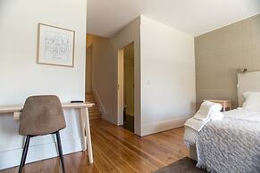 Douro Triplex - Stunning River Views by Porto City Hosts