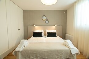 Douro Triplex - Stunning River Views by Porto City Hosts