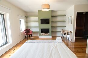 Douro Triplex - Stunning River Views by Porto City Hosts