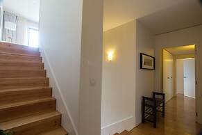 Douro Triplex - Stunning River Views by Porto City Hosts