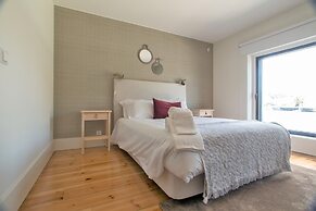 Douro Triplex - Stunning River Views by Porto City Hosts