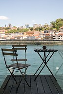 Douro Triplex - Stunning River Views by Porto City Hosts