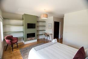 Douro Triplex - Stunning River Views by Porto City Hosts