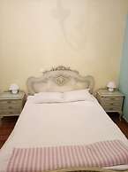 Elegant Apartment next to Archaeological Museum