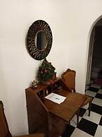 Elegant Apartment next to Archaeological Museum