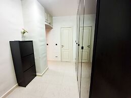 LikeHomeAparts with aeroplane