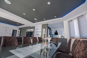 Holiday Home Oasis of Peace