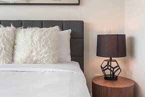 Avalon Suites Yorkville