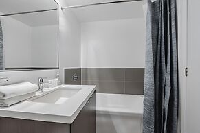 Avalon Suites Yorkville