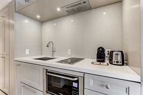 Avalon Suites Yorkville