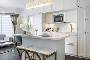 Avalon Suites Yorkville