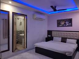 Hotel Hare Rama Deluxe