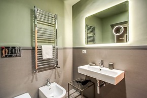 Trevi Fountain Superior 3 bdr apartment