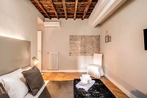 Trevi Fountain Superior 3 bdr apartment