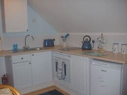 Cosy & Quirky Cottage nr Kynance Cove