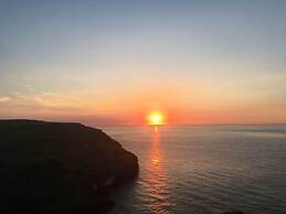 Cosy & Quirky Cottage nr Kynance Cove