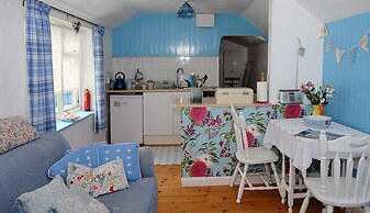 Wellspring Cottage nr Kynance Cove
