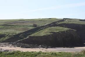 Wellspring Cottage nr Kynance Cove