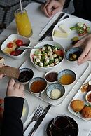 39 Kalamis Marina Hotel