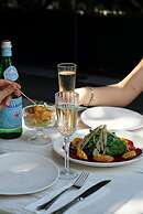 39 Kalamis Marina Hotel