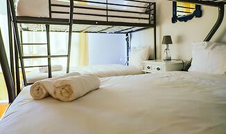 Help Yourself Hostels - Restelo