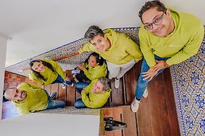 Help Yourself Hostels - Restelo