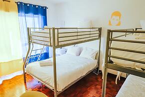 Help Yourself Hostels - Restelo