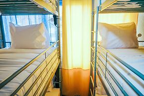 Help Yourself Hostels - Restelo