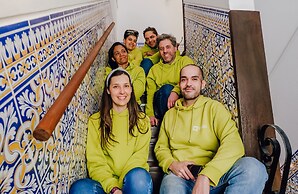 Help Yourself Hostels - Restelo