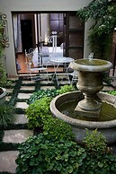 InnJoy Boutique Hotel
