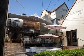 InnJoy Boutique Hotel