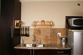 InnJoy Boutique Hotel