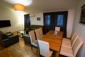 Hotel West