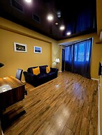 Hotel West