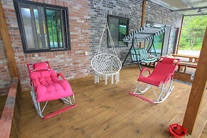 Daedunsan Four Seasons Pension