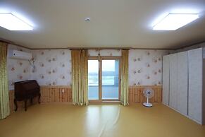 Daedunsan Four Seasons Pension