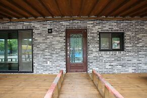 Daedunsan Four Seasons Pension